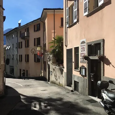 Nocleg ze śniadaniem Citta Vecchia *